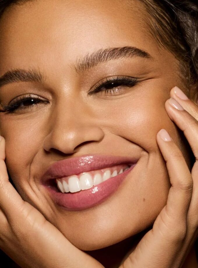 Fenty Beauty Gloss Bomb Heat Universal Lip Luminizer + Plumper