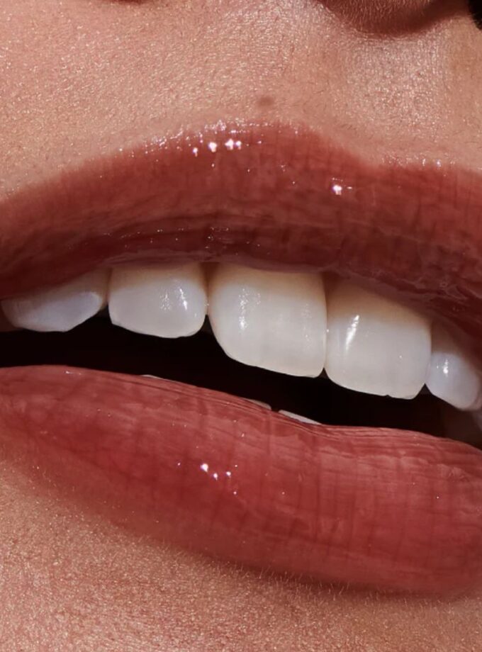 Rhode Peptide lip tint